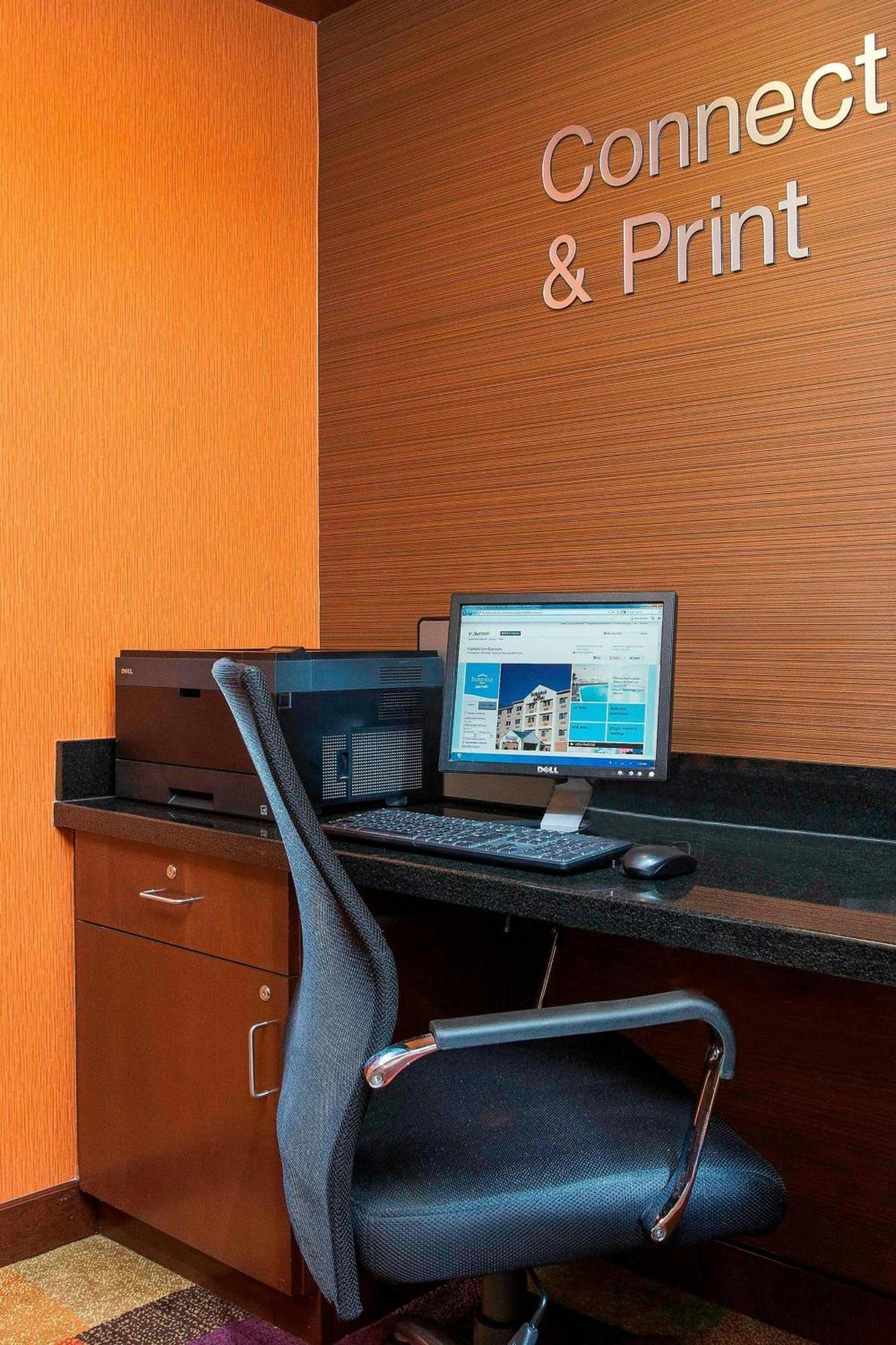 Fairfield Inn & Suites By Marriott Бренсон Екстер'єр фото