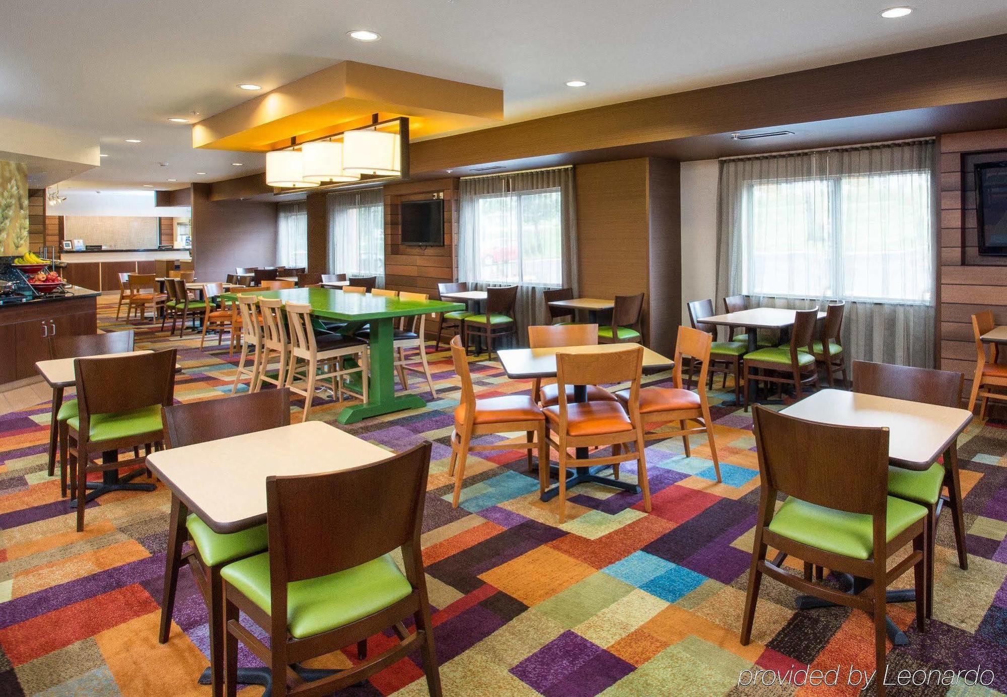 Fairfield Inn & Suites By Marriott Бренсон Екстер'єр фото